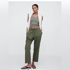 Gap Factory mid rise easy twill pants - medium